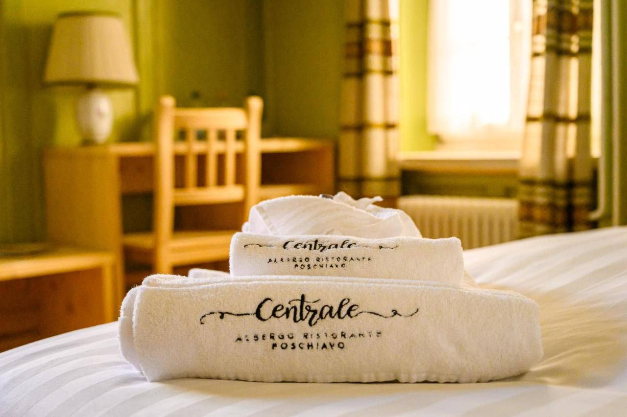 Hotel Centrale, Typically Swiss Poschiavo Eksteriør billede