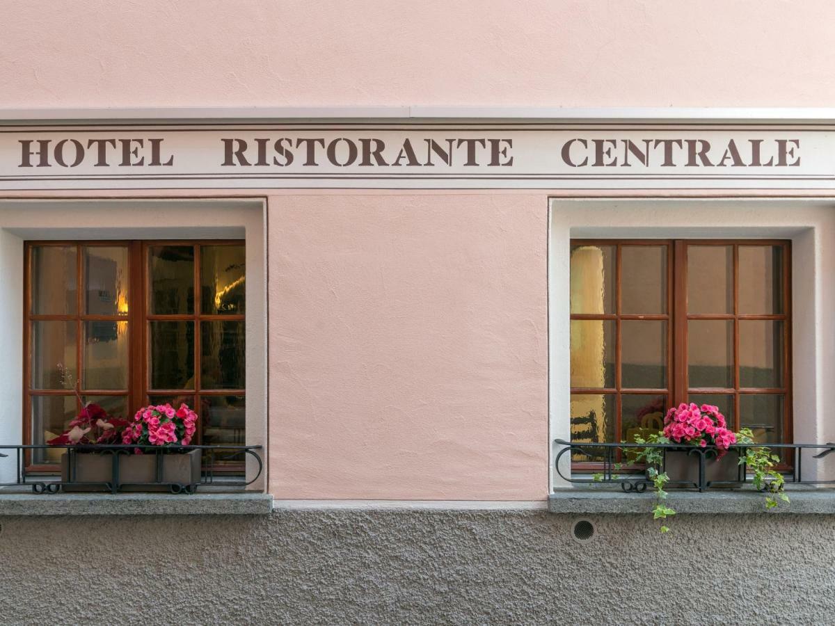 Hotel Centrale, Typically Swiss Poschiavo Eksteriør billede