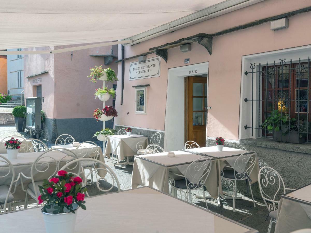 Hotel Centrale, Typically Swiss Poschiavo Eksteriør billede